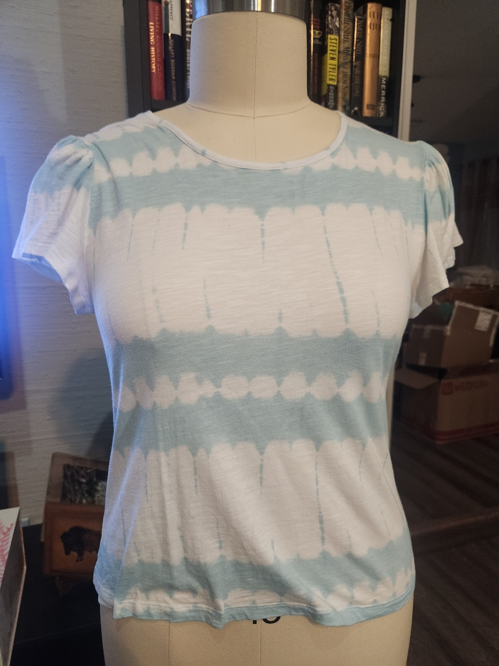 Women's Light Blue & White Tie-Dye Short Sleeve Tee